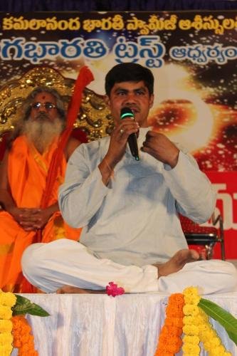 1485031_629666650422807_1975129276_n